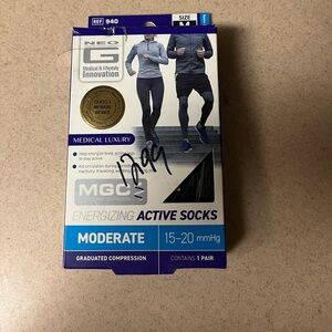 Neo G Energizing Active Compression Socks - Moderate 15 - 20 mmhg - M